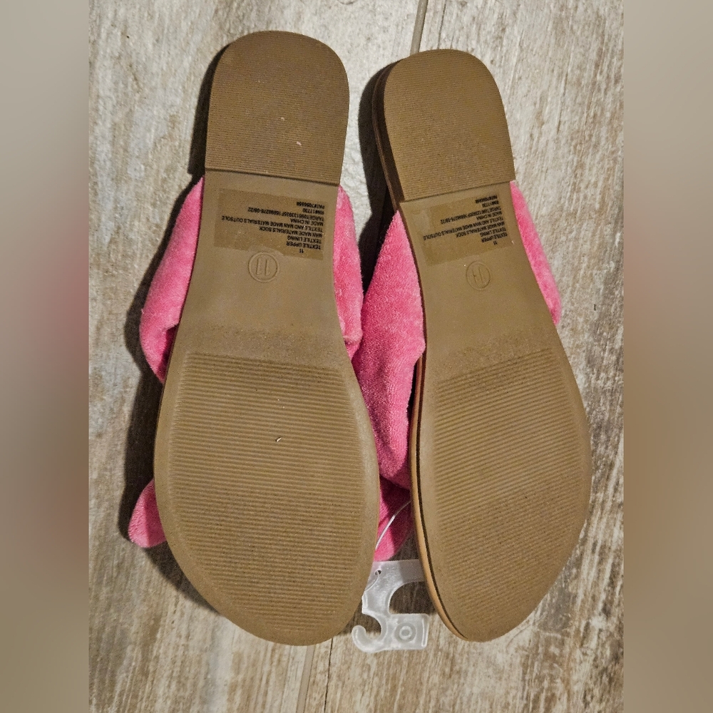 Shade & Shore Pink Tulip Sandals - Picture 2 of 2